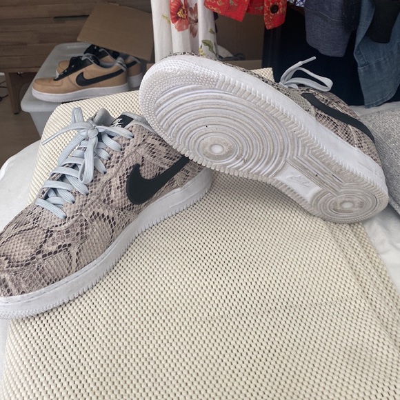 Nike snakeskin - Picture 2 of 2